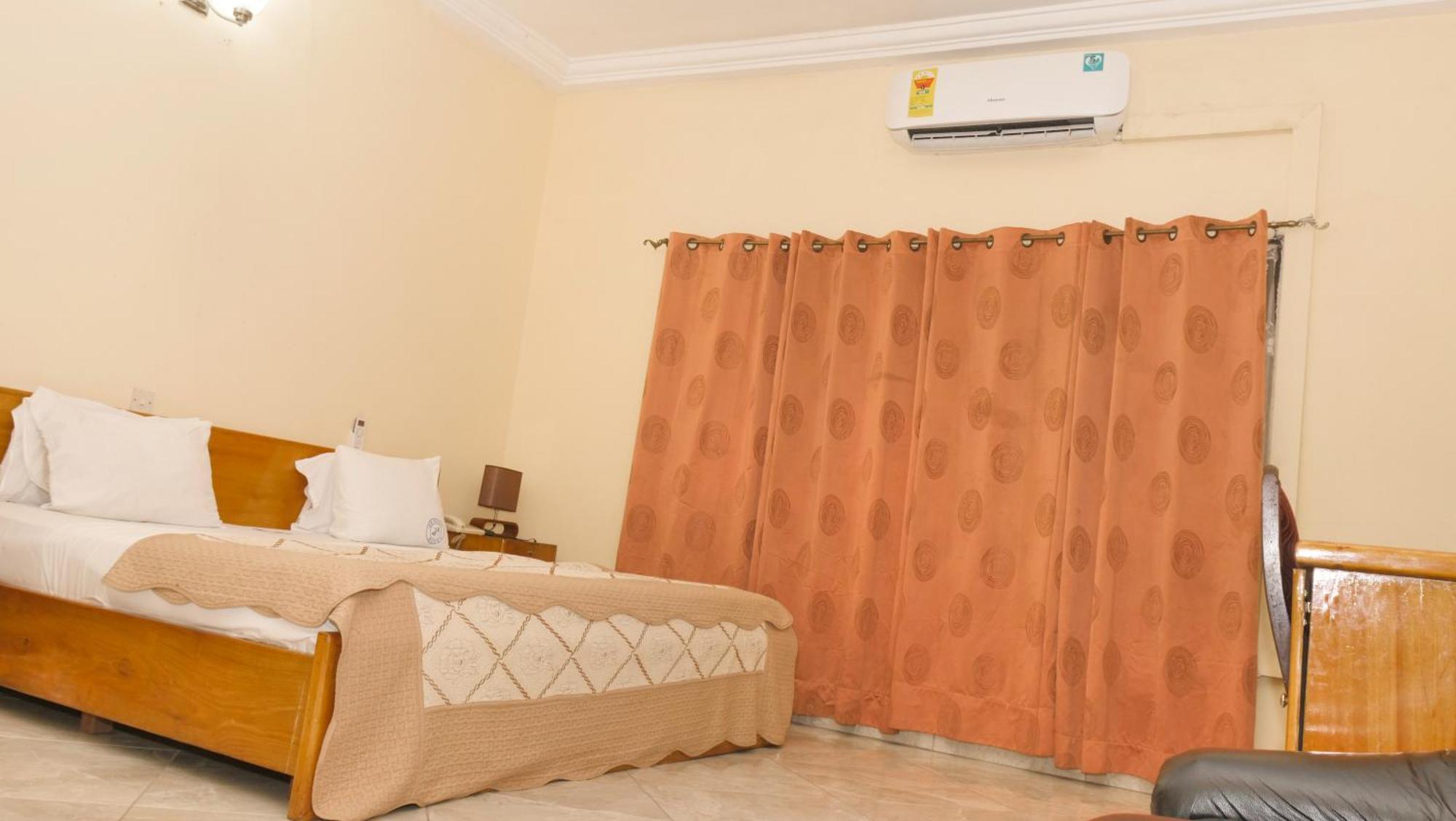 Jenos Hotels Аккра Екстер'єр фото