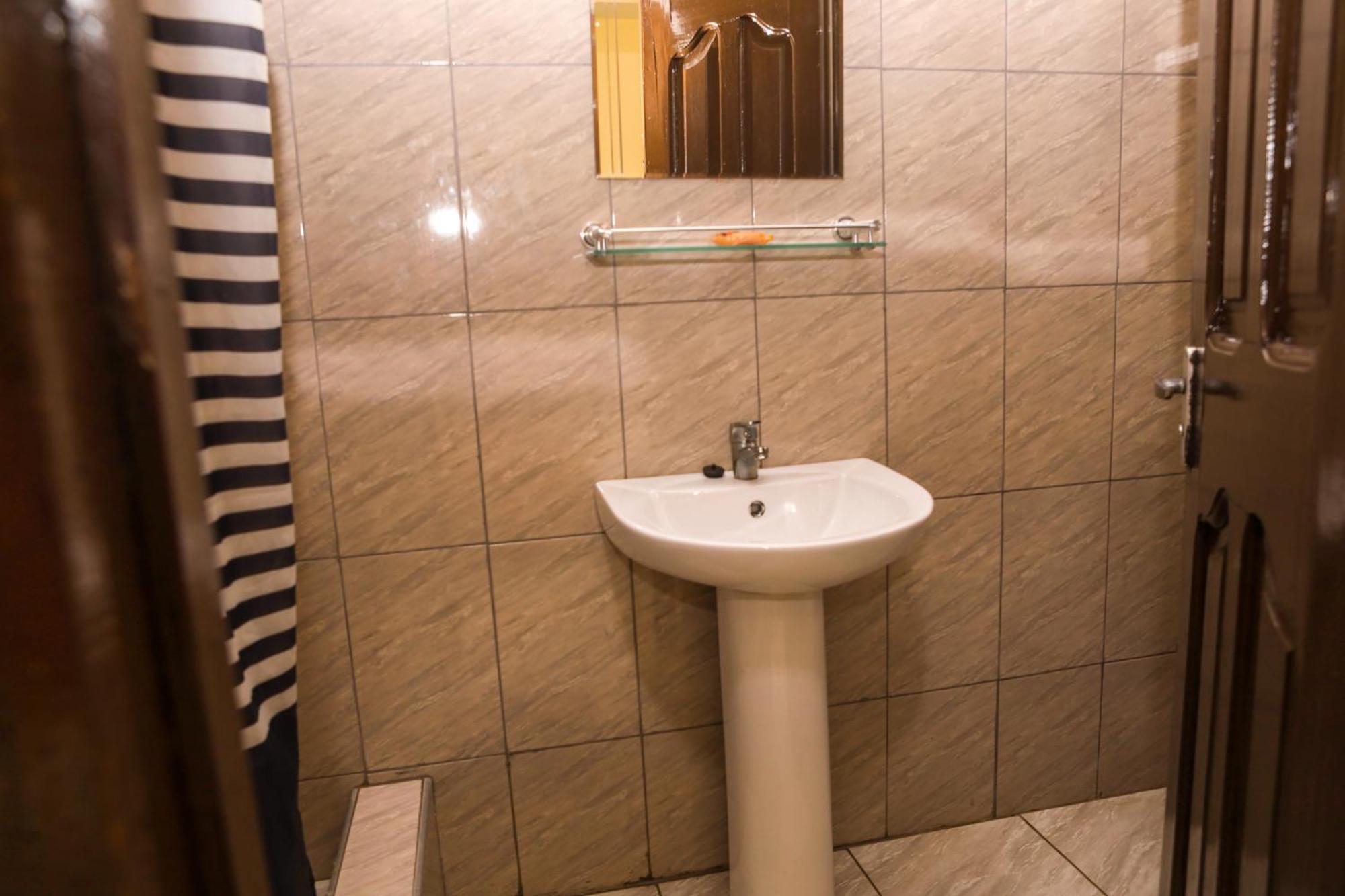 Jenos Hotels Аккра Екстер'єр фото