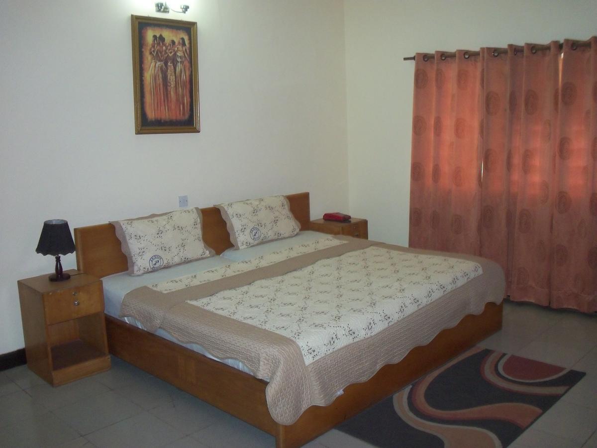 Jenos Hotels Аккра Екстер'єр фото